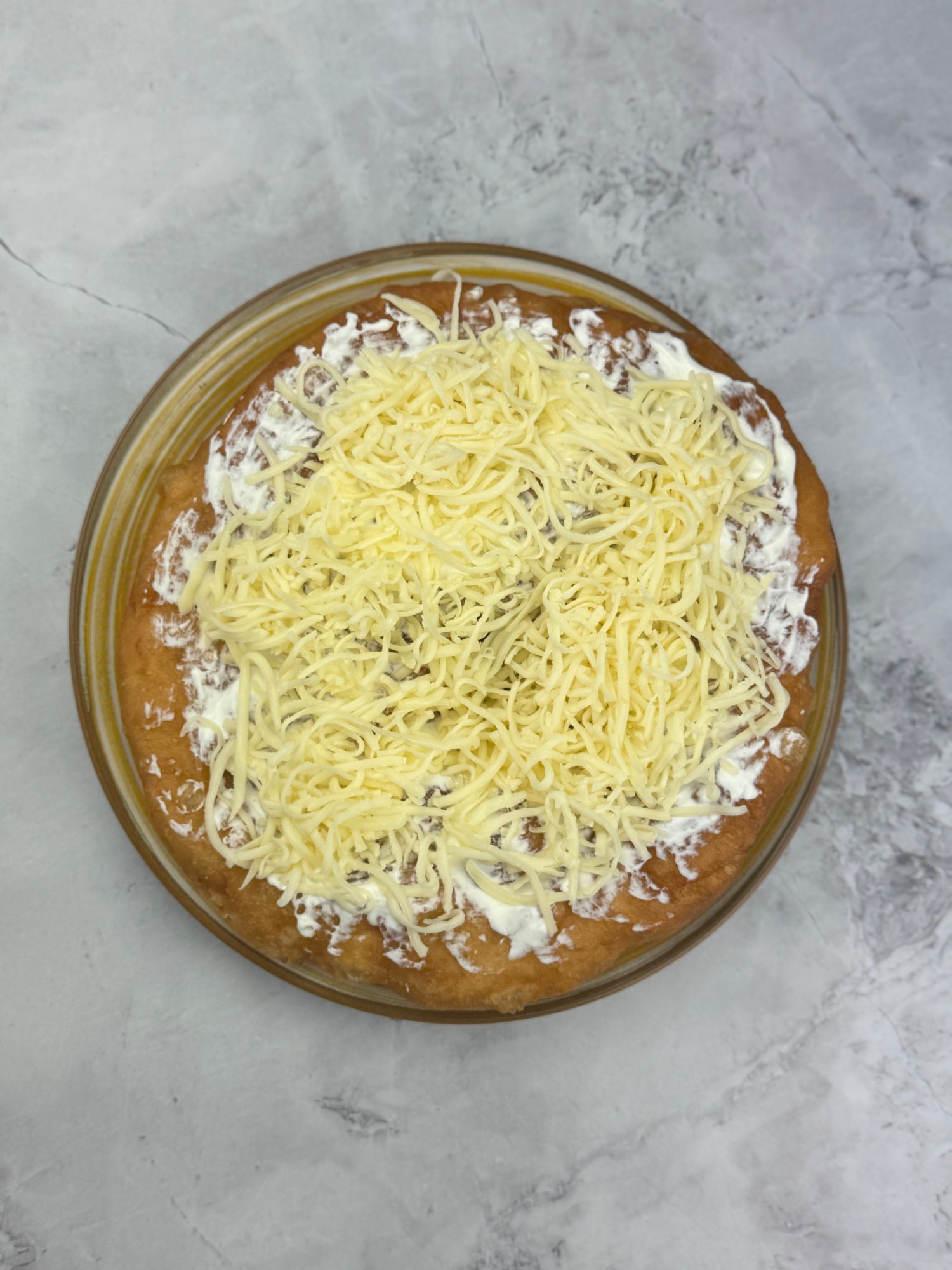 Tejfölös-sajtos lángos